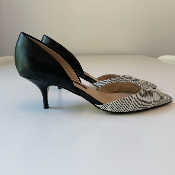 Black/White Effie' Pointy Toe D'orsay Pumps - Picture 3 of 5